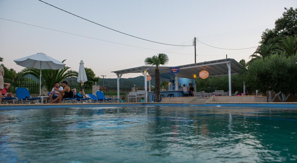 Hotel Stefani Sarti Buitenkant foto