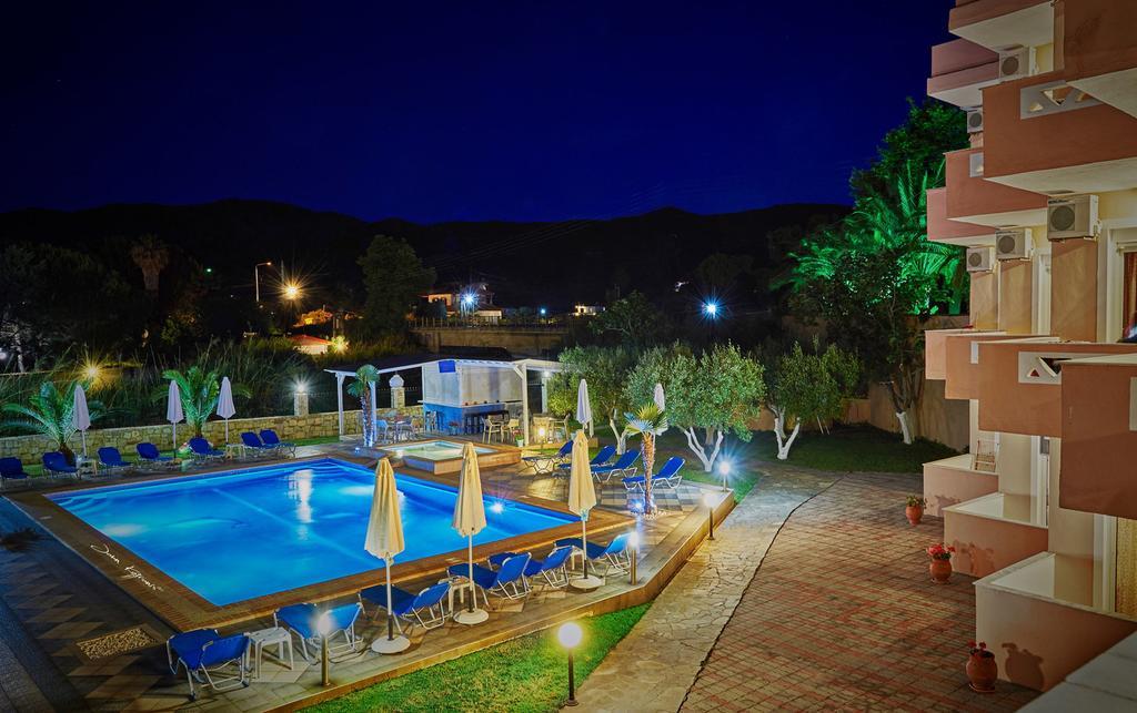 Hotel Stefani Sarti Buitenkant foto