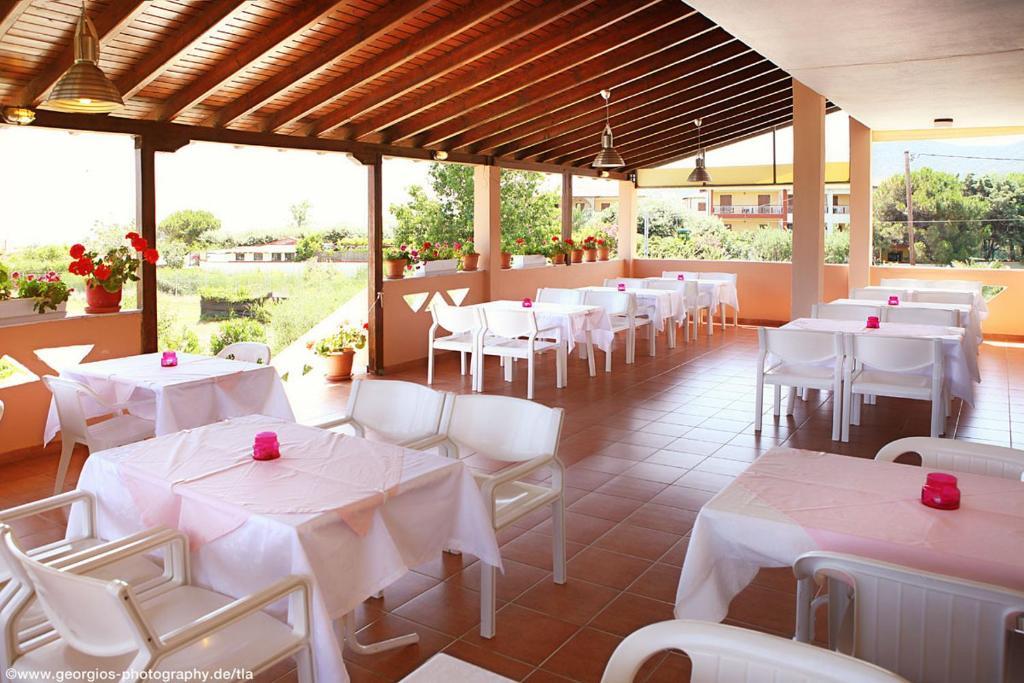 Hotel Stefani Sarti Buitenkant foto