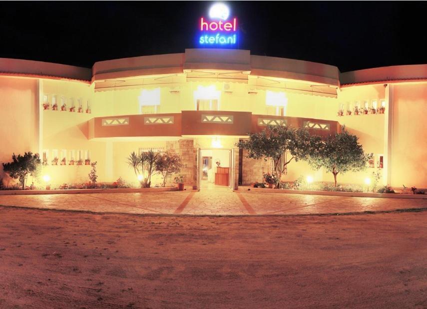 Hotel Stefani Sarti Buitenkant foto