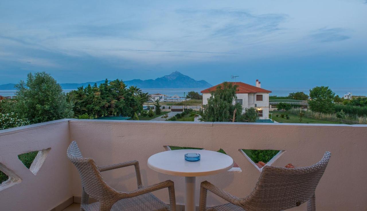 Hotel Stefani Sarti Buitenkant foto