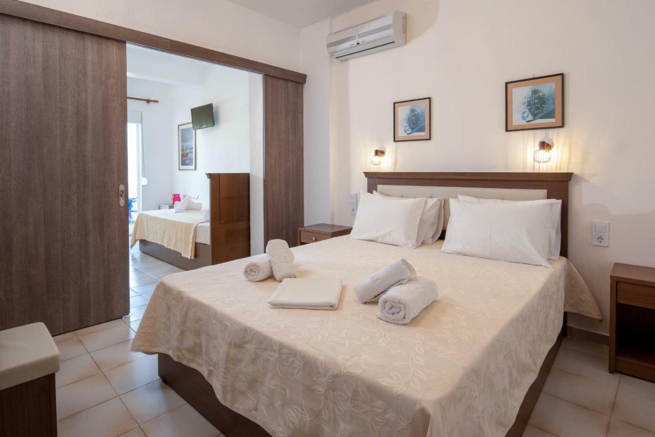 Hotel Stefani Sarti Buitenkant foto